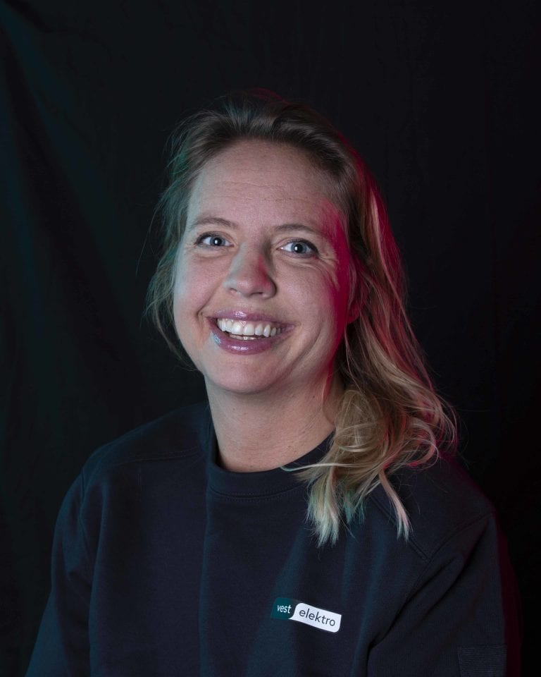 Marit Smith Løkhammer, Daglig leder og Installatør